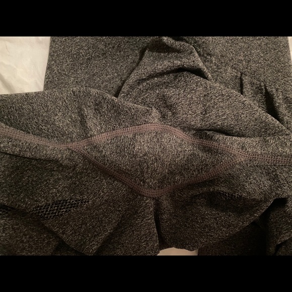 NVGTN Contour Leggings - Picture 4 of 5